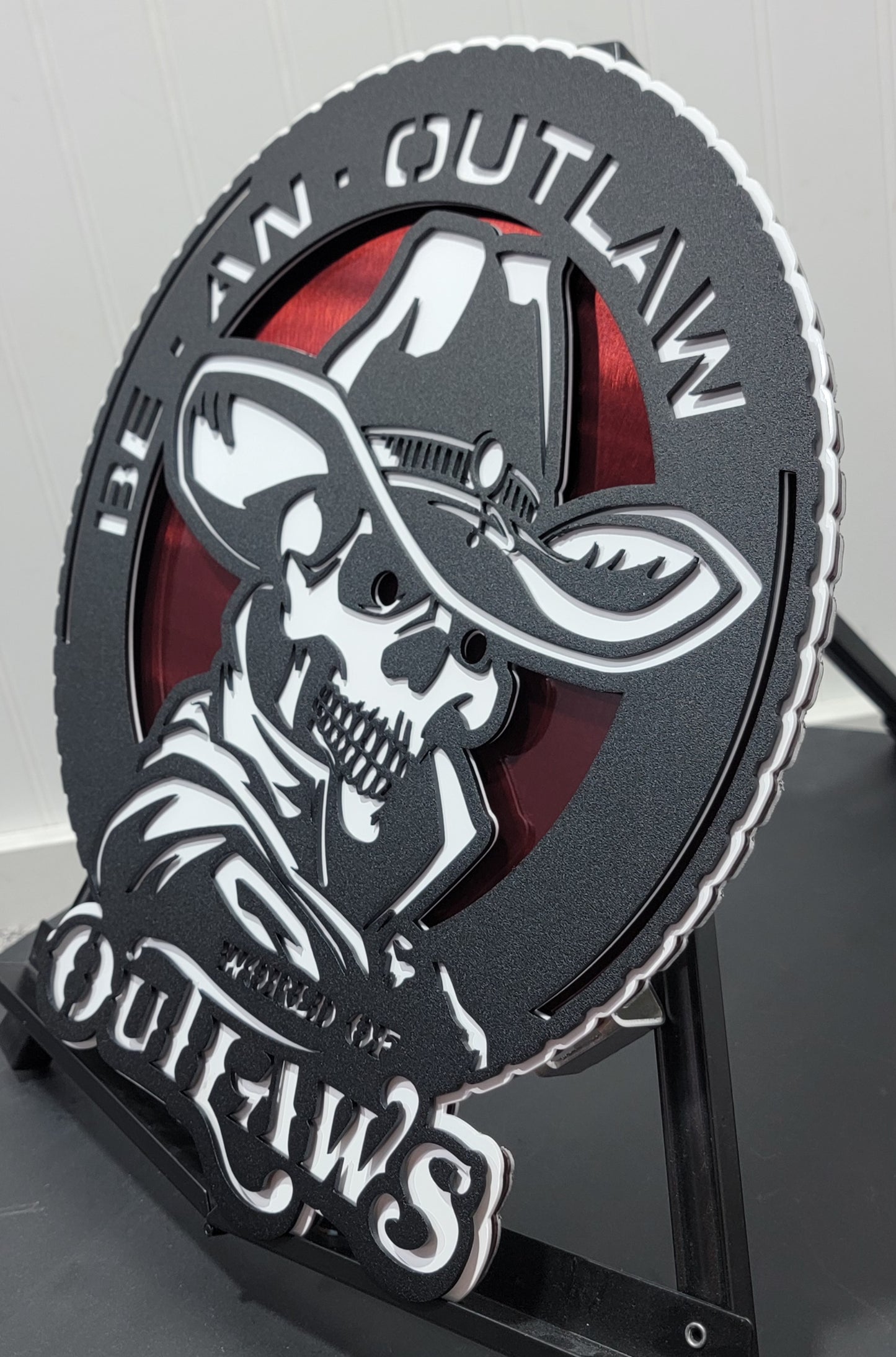 World Of Outlaws Be An Outlaw Logo