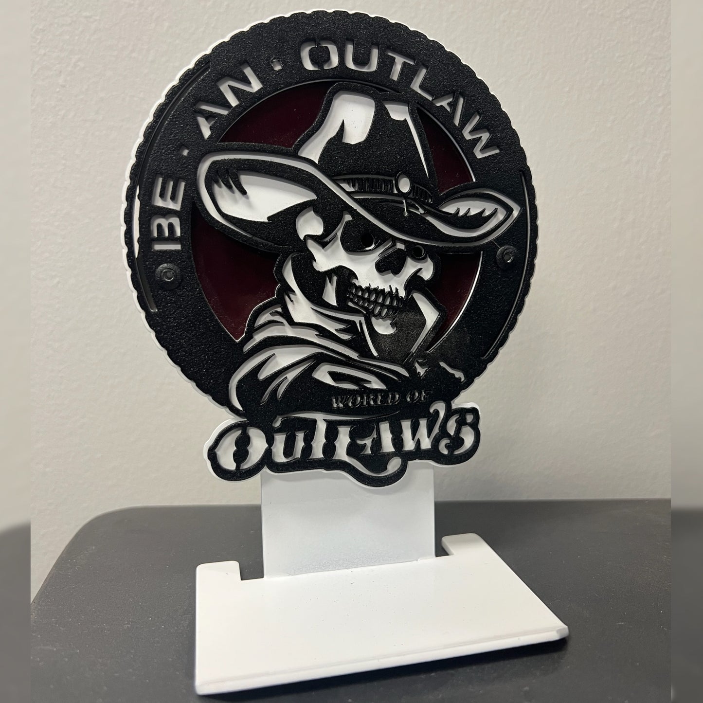 World Of Outlaws Be An Outlaw Logo 1/64 Diecast Display