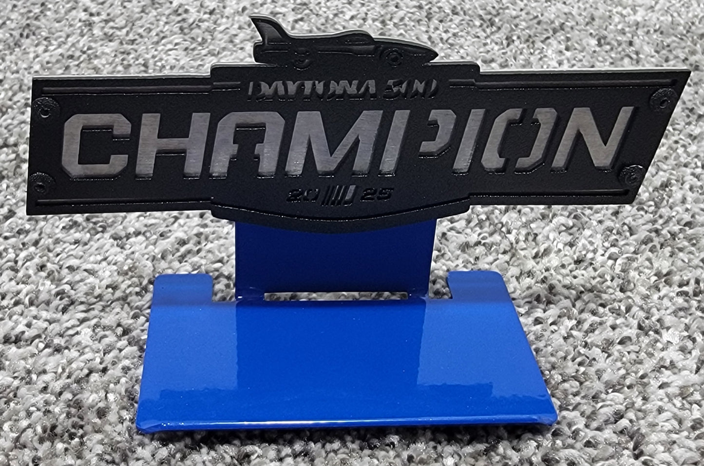 Nascar Daytona 500 Champion Collectible - Magnet and Diecast Display