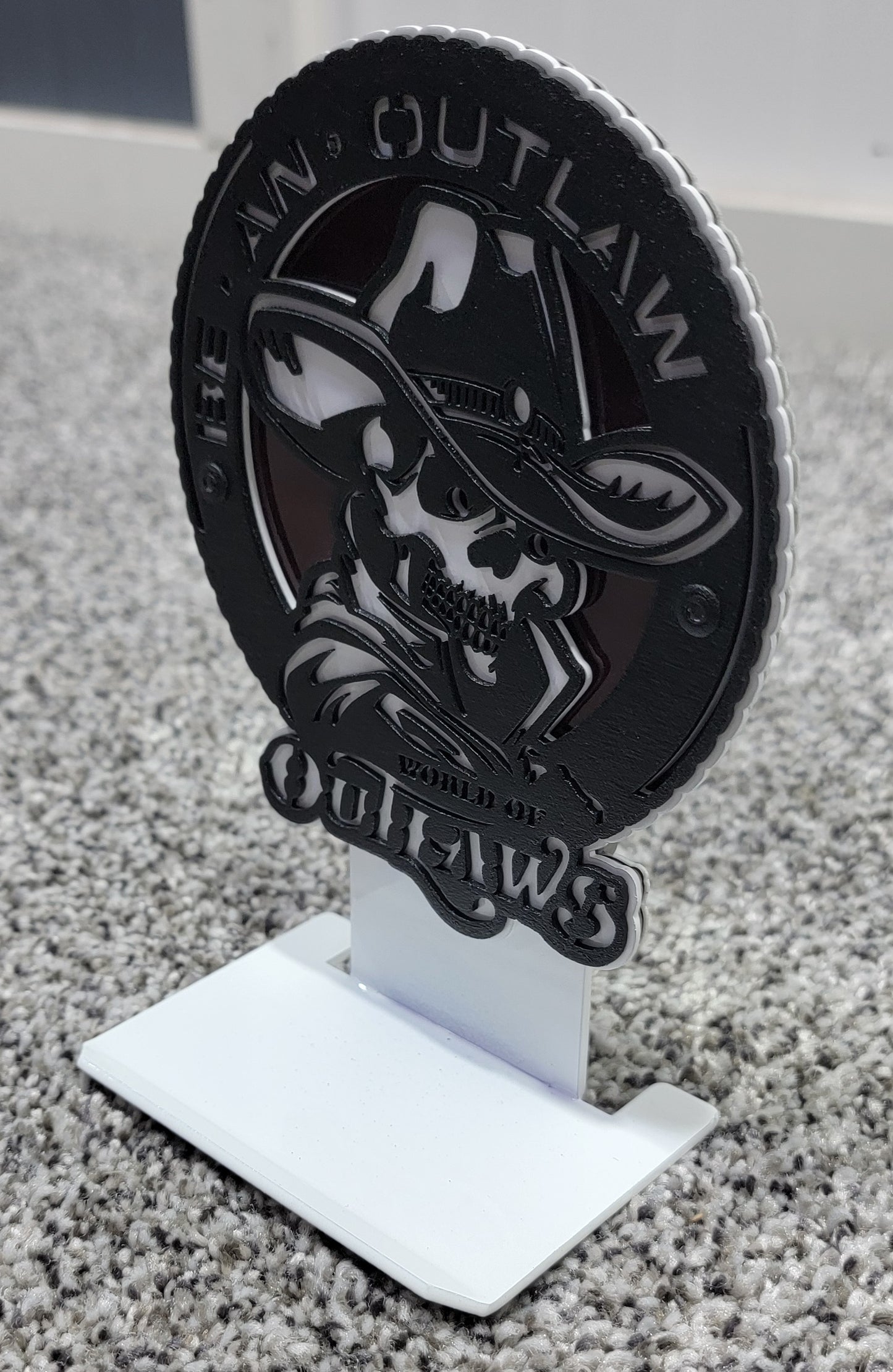 World Of Outlaws Be An Outlaw Logo 1/64 Diecast Display