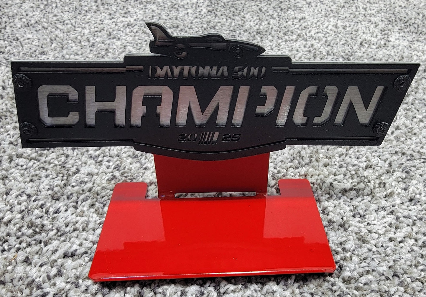 Nascar Daytona 500 Champion Collectible - Magnet and Diecast Display