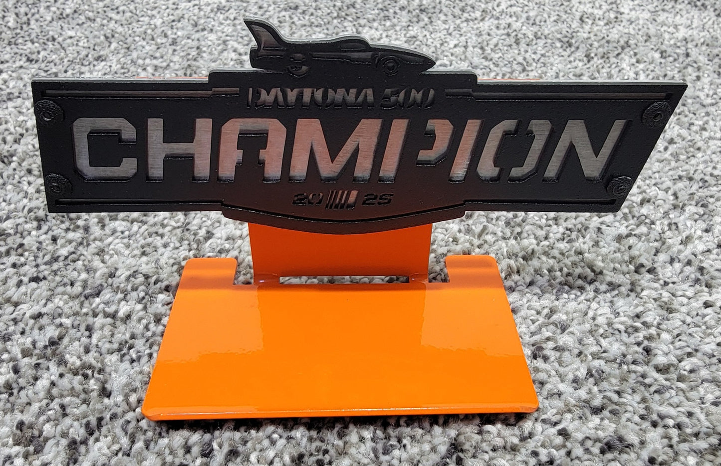 Nascar Daytona 500 Champion Collectible - Magnet and Diecast Display