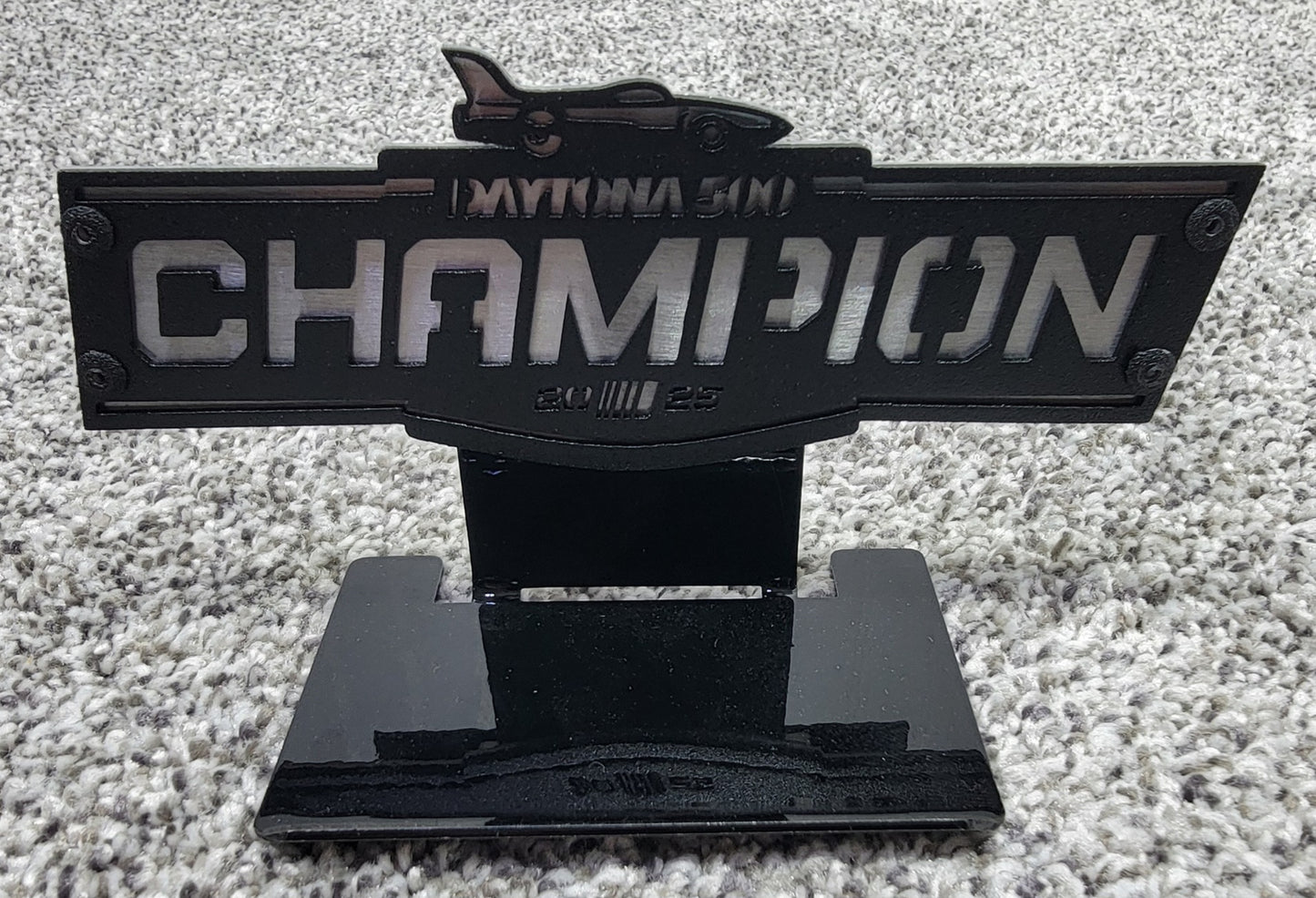 Nascar Daytona 500 Champion Collectible - Magnet and Diecast Display